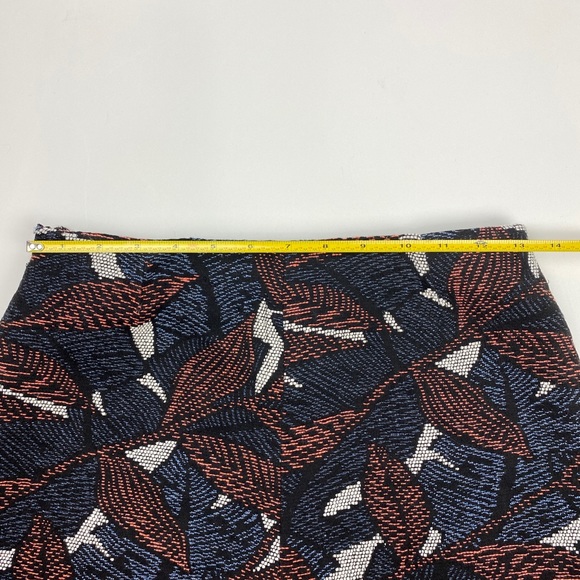 Zara Trafaluc Collection Shorts Women’s Size M Jacquard Print - Picture 7 of 10